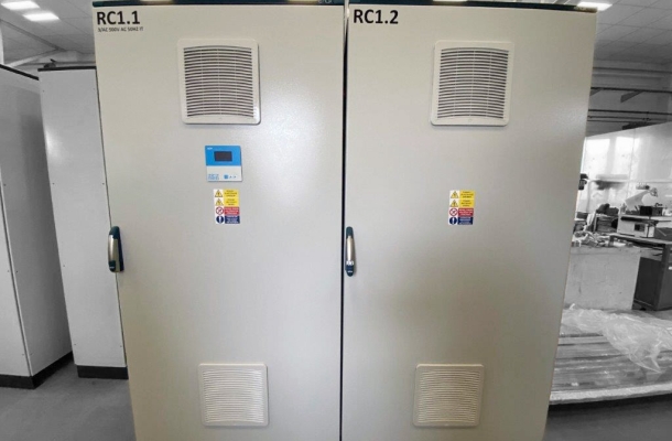 Kompenzační rozvaděč 0,5 kV, 380 kVAr